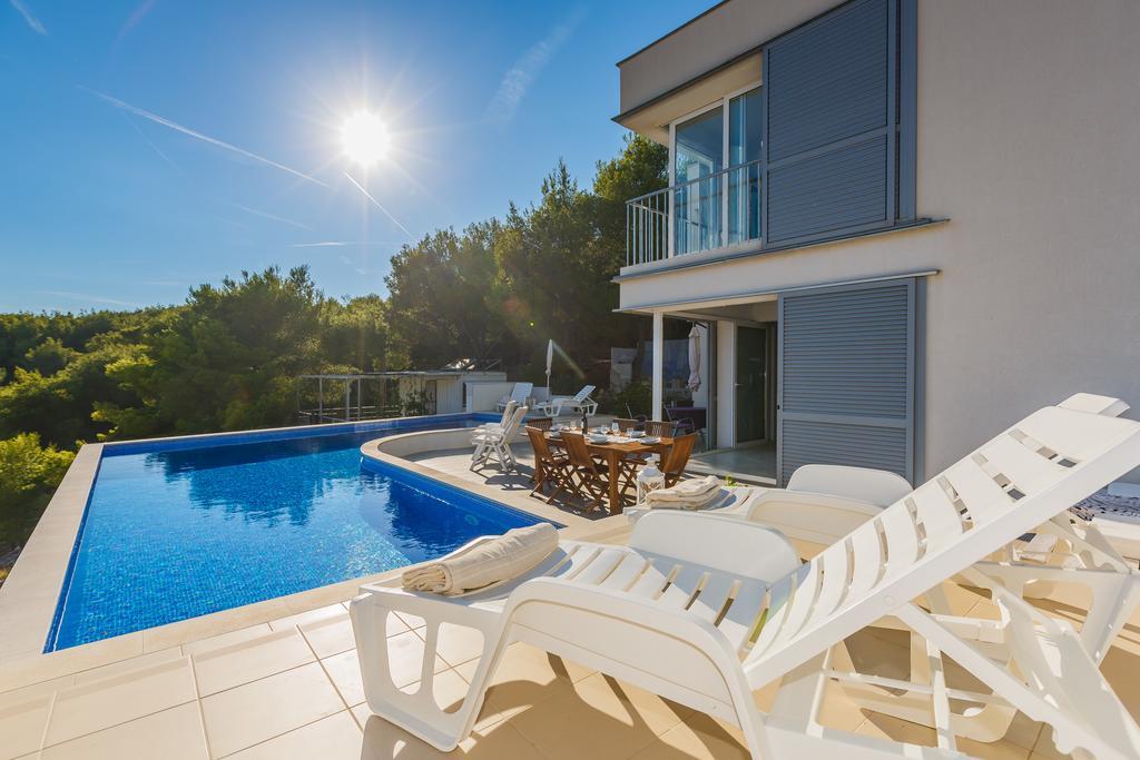 Villa Casabianca Milna  Eksteriør billede